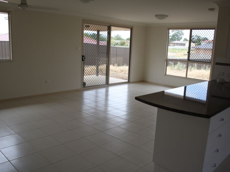 100 Osborn Avenue, Muswellbrook NSW 2333