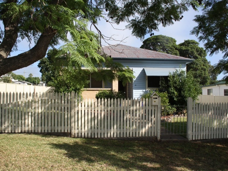 24 Roger Street, Muswellbrook NSW 2333