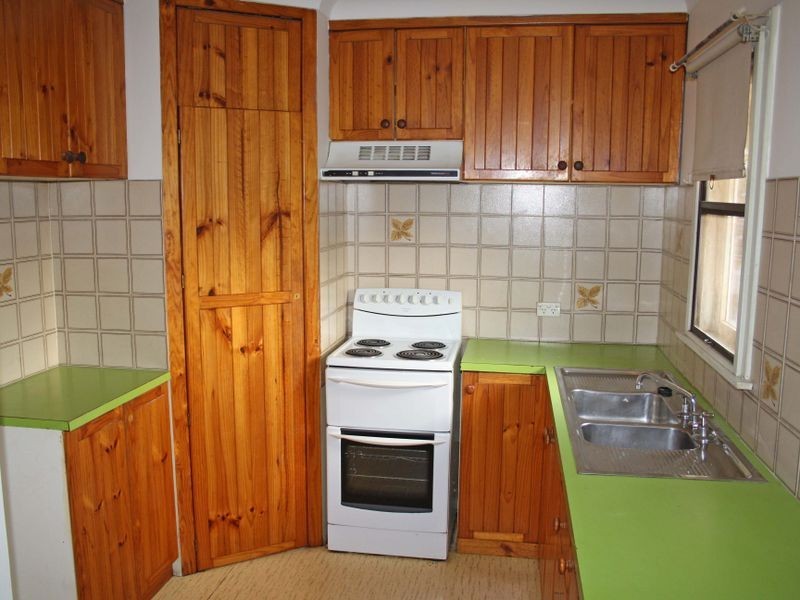 13 Tobruk Avenue, Muswellbrook NSW 2333