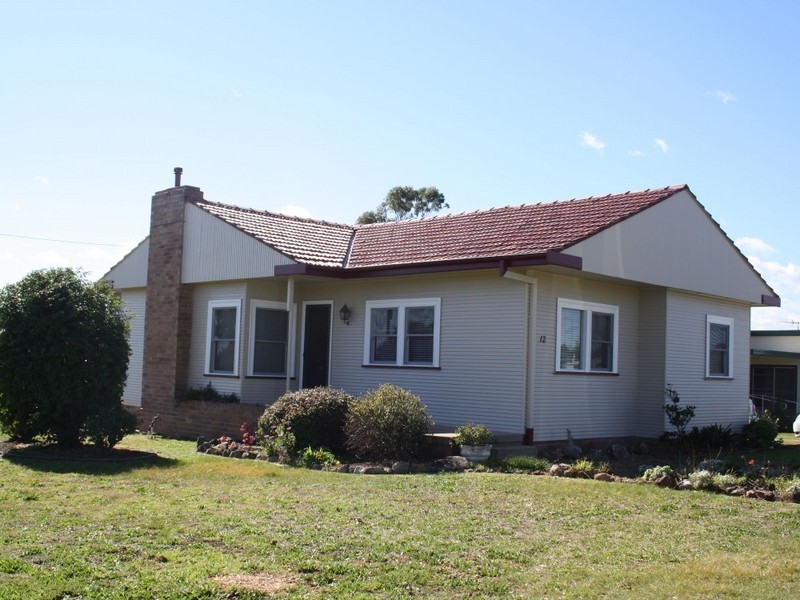 12 Dumaresq Street, Muswellbrook NSW 2333