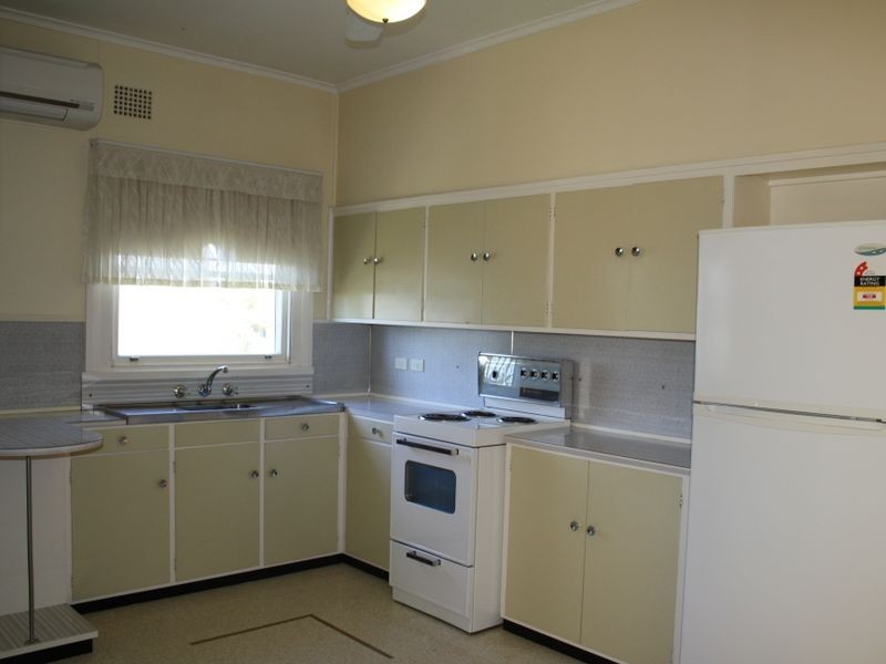 12 Dumaresq Street, Muswellbrook NSW 2333