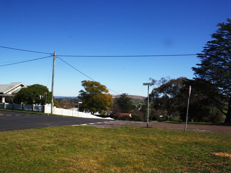 12 Dumaresq Street, Muswellbrook NSW 2333