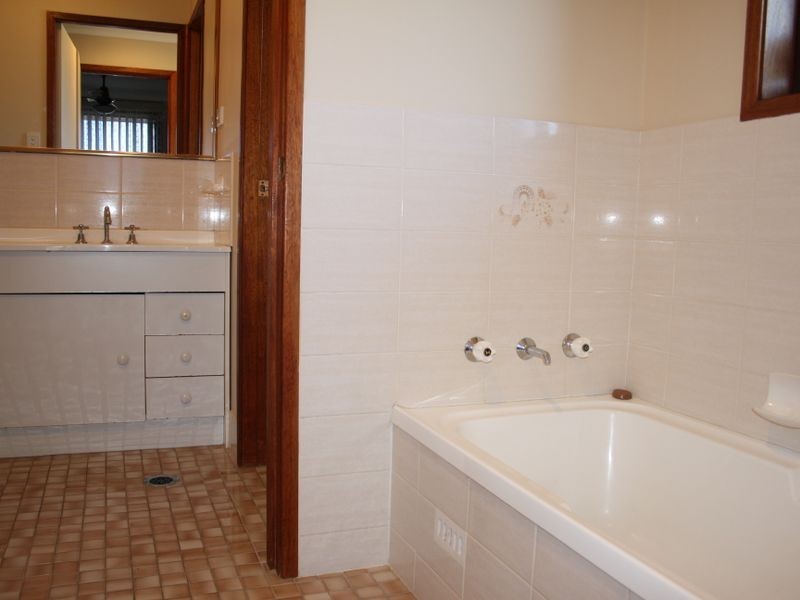 38 Mahogany Avenue, Muswellbrook NSW 2333