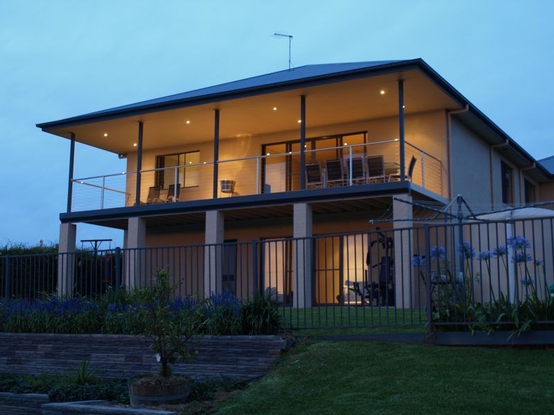 16 Redbank Drive, Scone NSW 2337