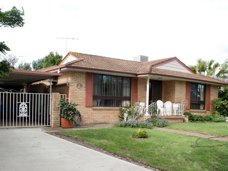 88 Perth Street, Aberdeen NSW 2336