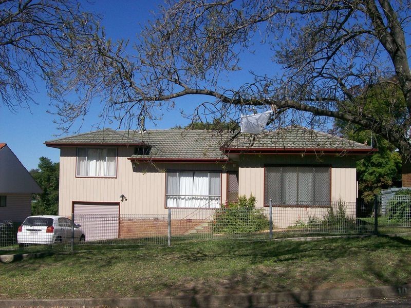 10 Thompson Street, Muswellbrook NSW 2333