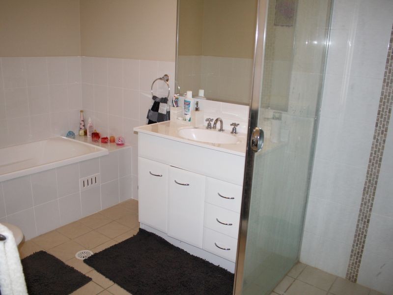 13/27-33 Eveleigh Court, Scone NSW 2337