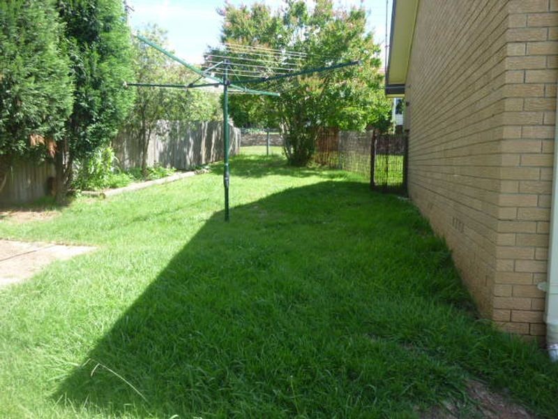 11 Hillview Avenue, Muswellbrook NSW 2333