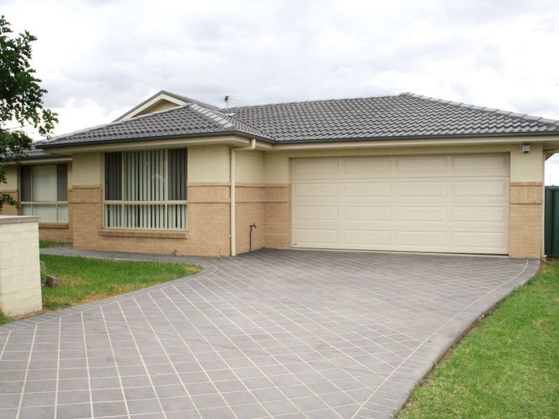 38 John Howe Circuit, Muswellbrook NSW 2333