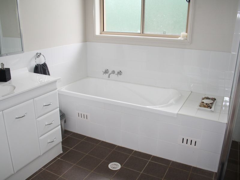 38 John Howe Circuit, Muswellbrook NSW 2333