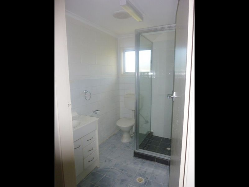 2/24 Campbell Street, Aberdeen NSW 2336