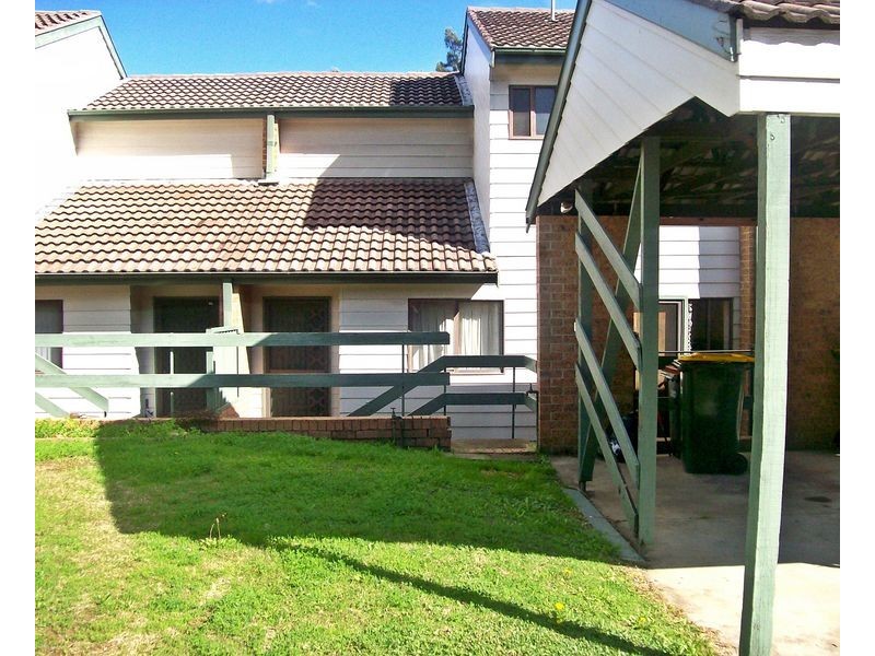 6/39 Woollybutt Way, Muswellbrook NSW 2333