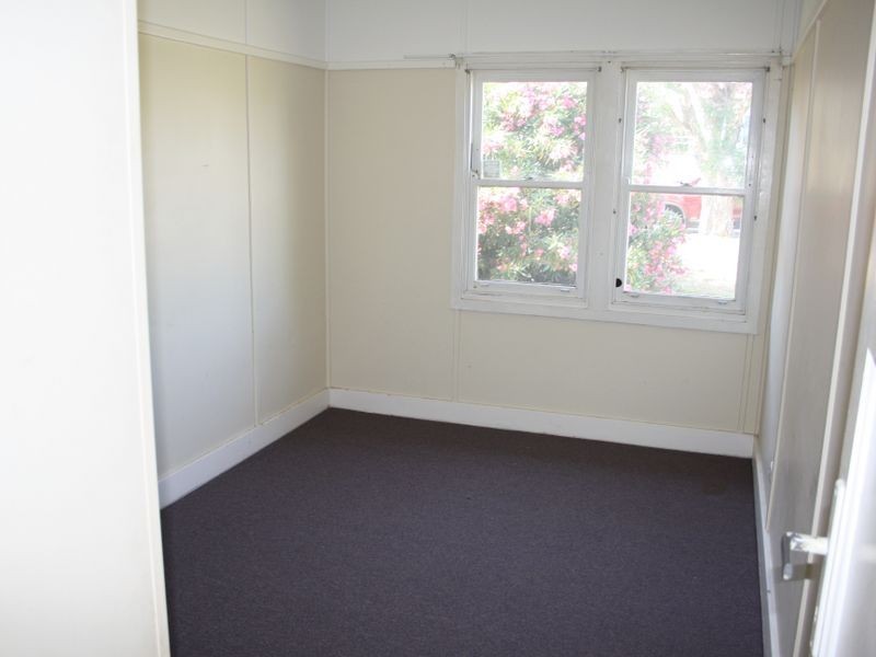 16 Parkinson Avenue, Muswellbrook NSW 2333