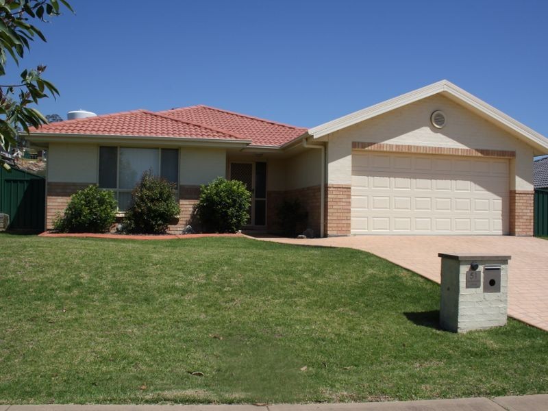 51 Bimbadeen Drive, Muswellbrook NSW 2333