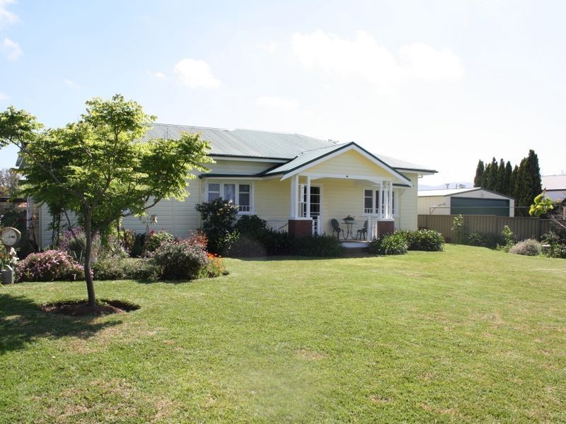 42 Brentwood Street, Muswellbrook NSW 2333