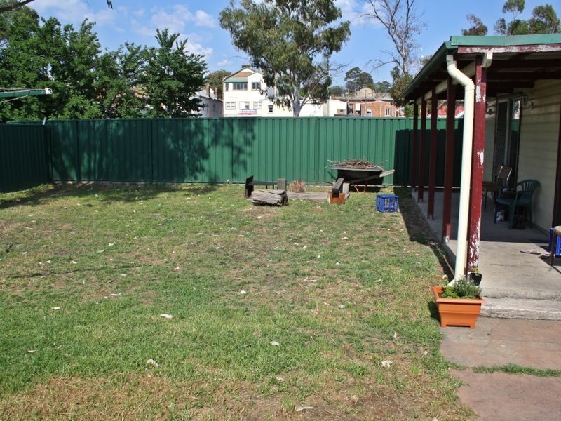 8 Lower William Street, Muswellbrook NSW 2333