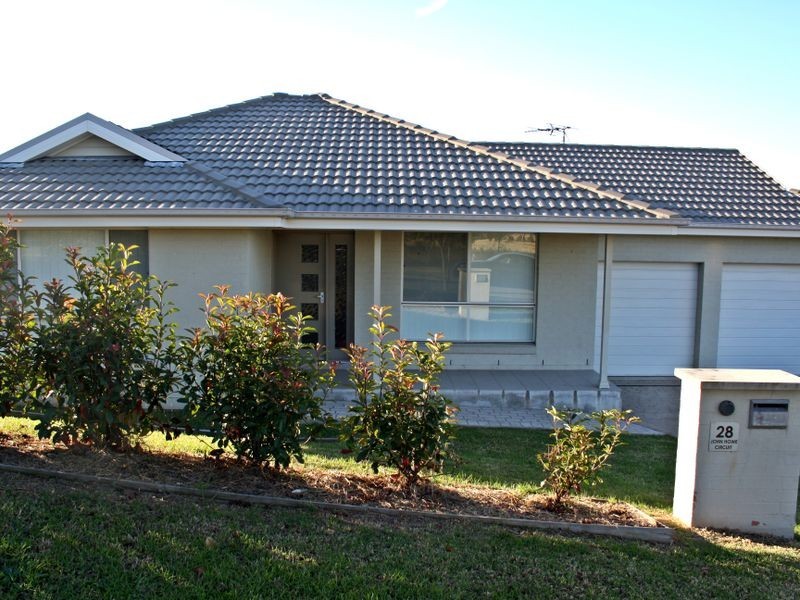 28 John Howe Cct, Muswellbrook NSW 2333