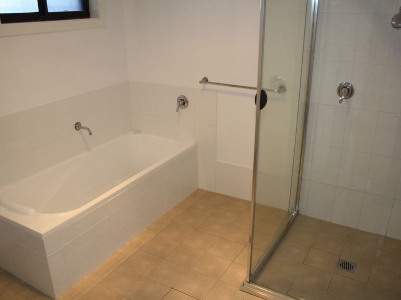 6 Almeria Glen, Muswellbrook NSW 2333