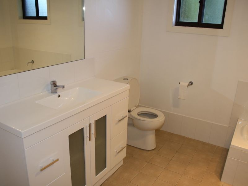 6 Almeria Glen, Muswellbrook NSW 2333
