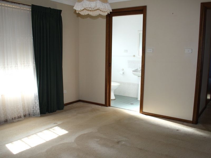 8 Towarri Street, Muswellbrook NSW 2333