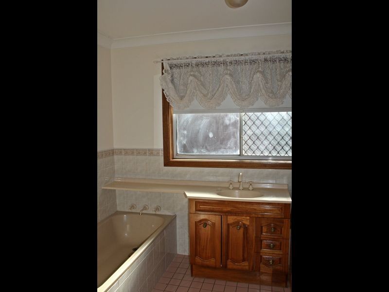 8 Towarri Street, Muswellbrook NSW 2333