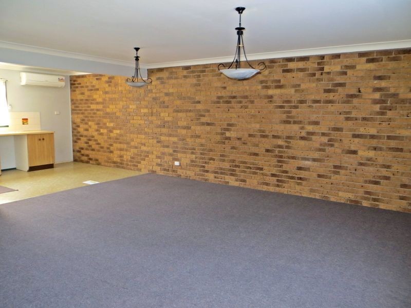 6/11 Arlingham Lodge, Muswellbrook NSW 2333