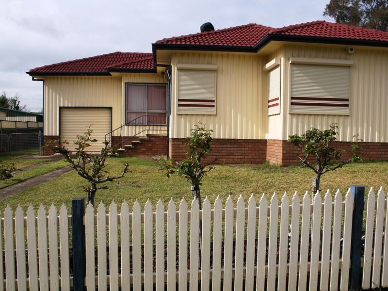 14 Adams Street, Muswellbrook NSW 2333