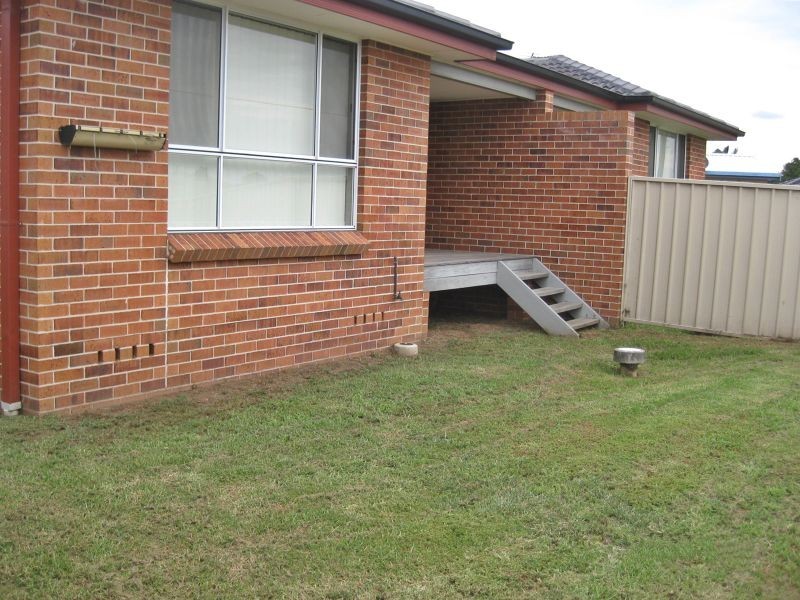 2/15 Dalwood Place, Muswellbrook NSW 2333