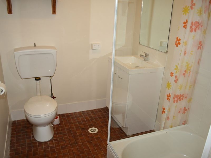 6 of 9 Joan Street, Scone NSW 2337