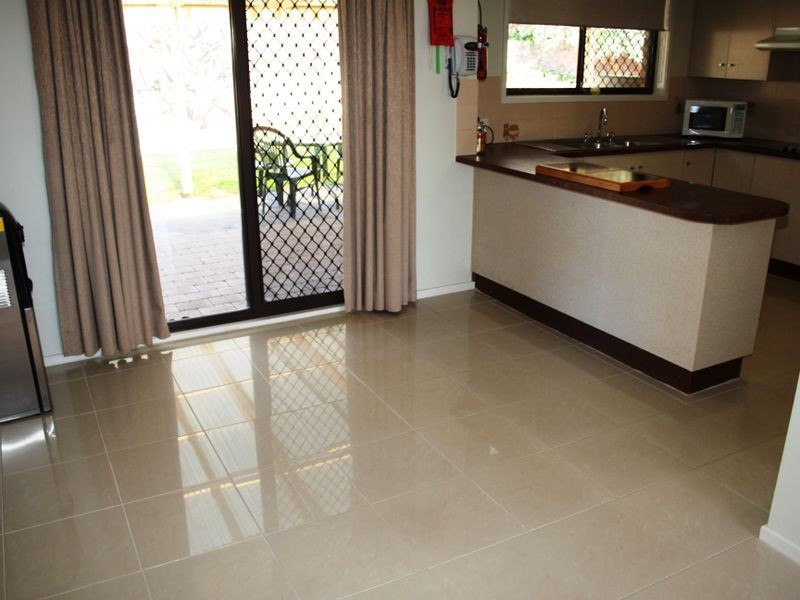 27 Calgaroo Ave, Muswellbrook NSW 2333