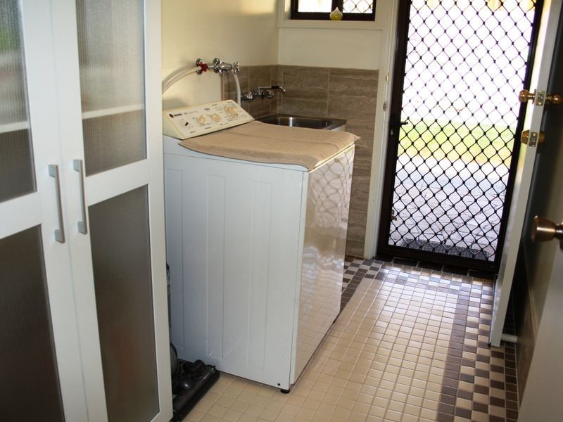 27 Calgaroo Ave, Muswellbrook NSW 2333