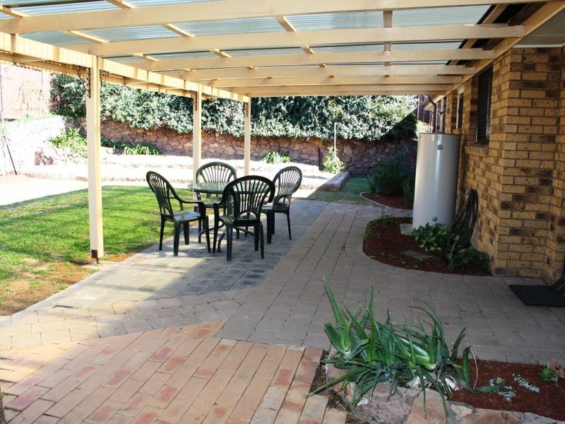 27 Calgaroo Ave, Muswellbrook NSW 2333