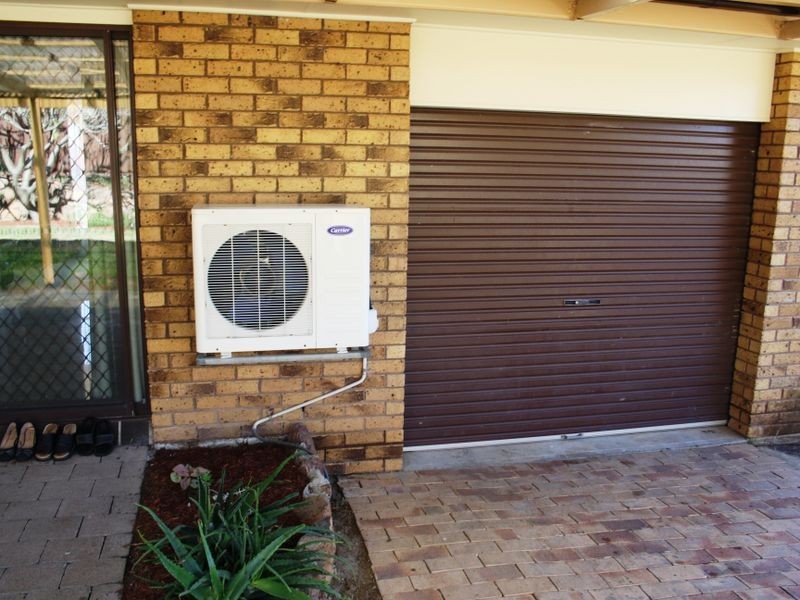 27 Calgaroo Ave, Muswellbrook NSW 2333