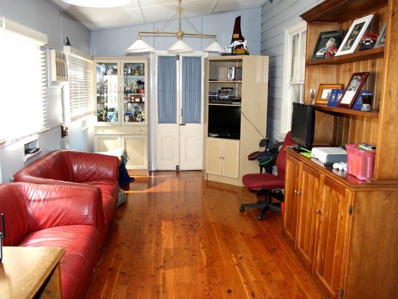 66 Carl Street, Muswellbrook NSW 2333