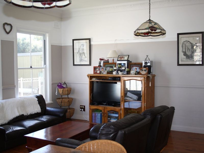 66 Carl Street, Muswellbrook NSW 2333