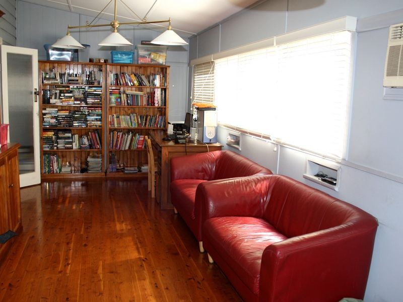 66 Carl Street, Muswellbrook NSW 2333