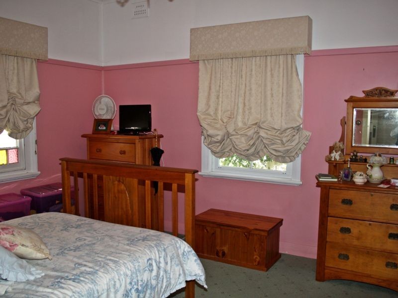 66 Carl Street, Muswellbrook NSW 2333