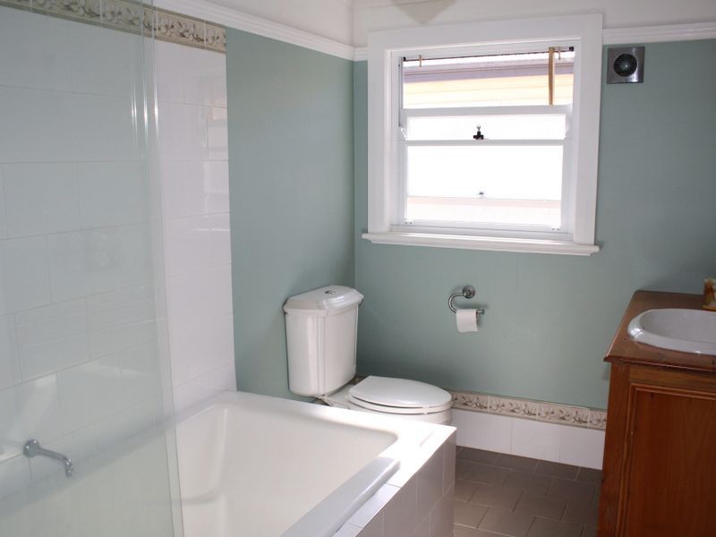 66 Carl Street, Muswellbrook NSW 2333