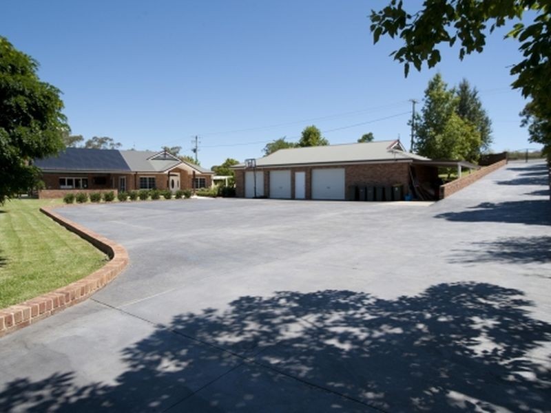 189 Moobi Road, Scone NSW 2337