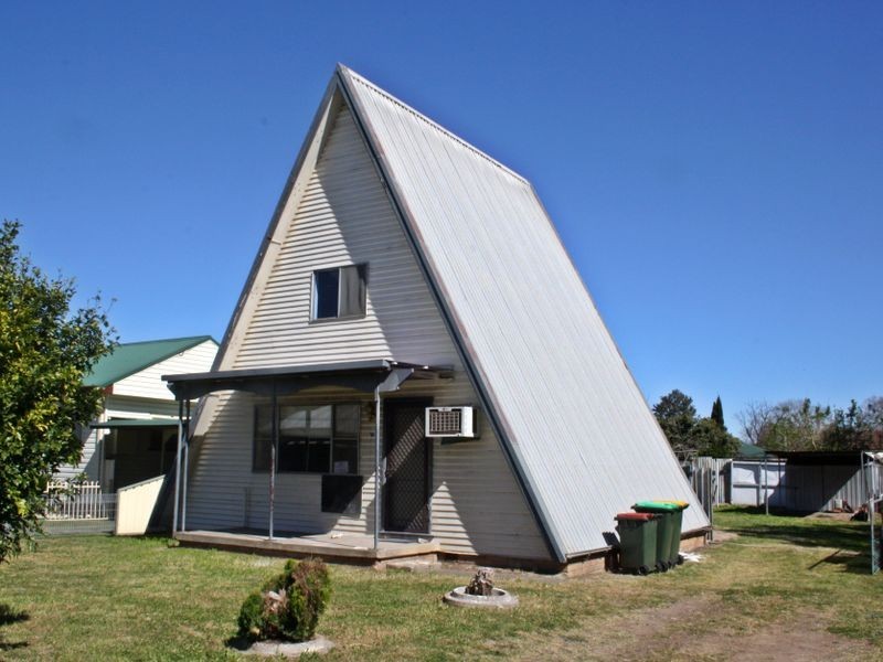 10 Clifford Street, Muswellbrook NSW 2333