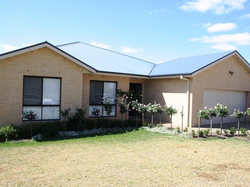 22 Bloodwood Road, Muswellbrook NSW 2333