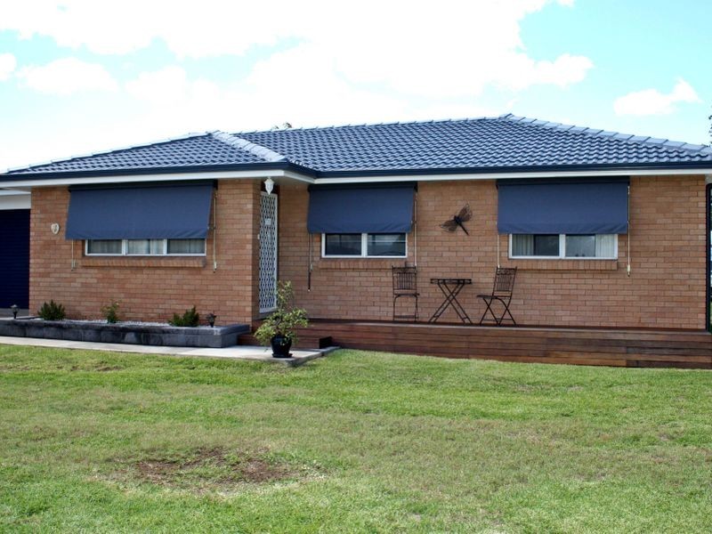 16 Mackenzie Street, Aberdeen NSW 2336