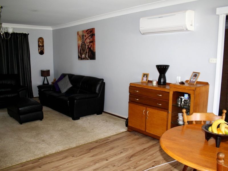 16 Mackenzie Street, Aberdeen NSW 2336