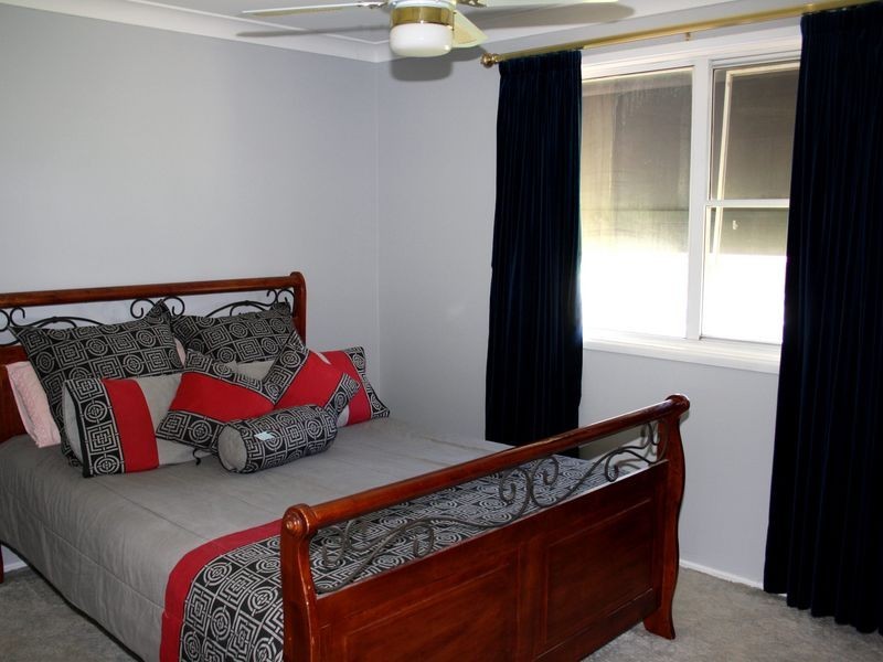 16 Mackenzie Street, Aberdeen NSW 2336