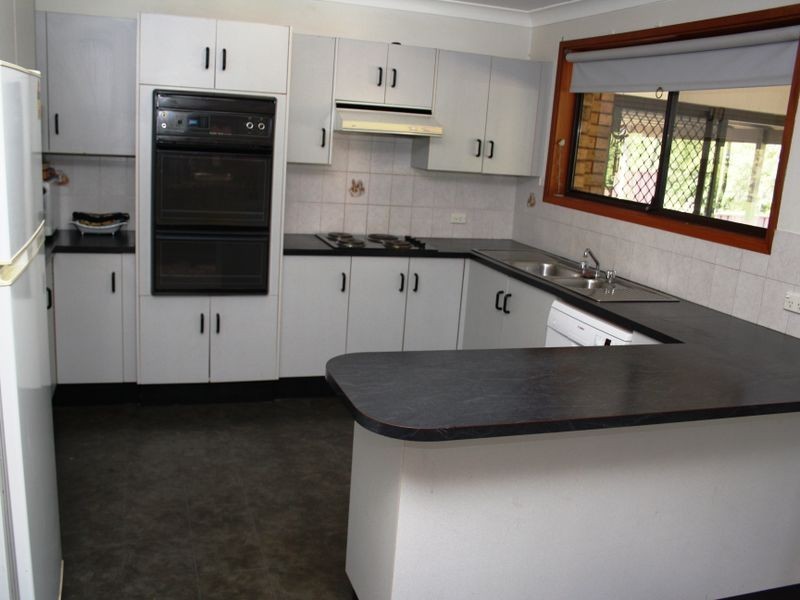 52 Calgaroo Ave, Muswellbrook NSW 2333