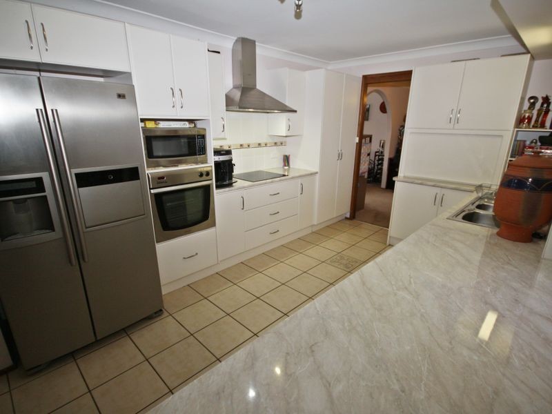 7 Calgaroo Ave, Muswellbrook NSW 2333