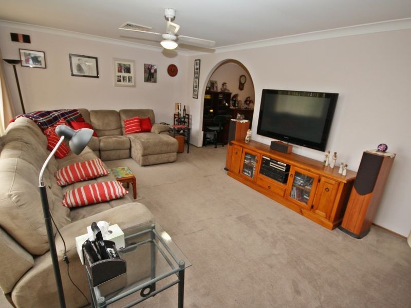 7 Calgaroo Ave, Muswellbrook NSW 2333