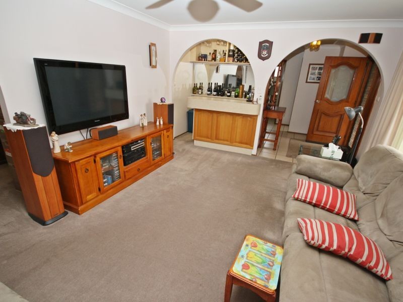 7 Calgaroo Ave, Muswellbrook NSW 2333
