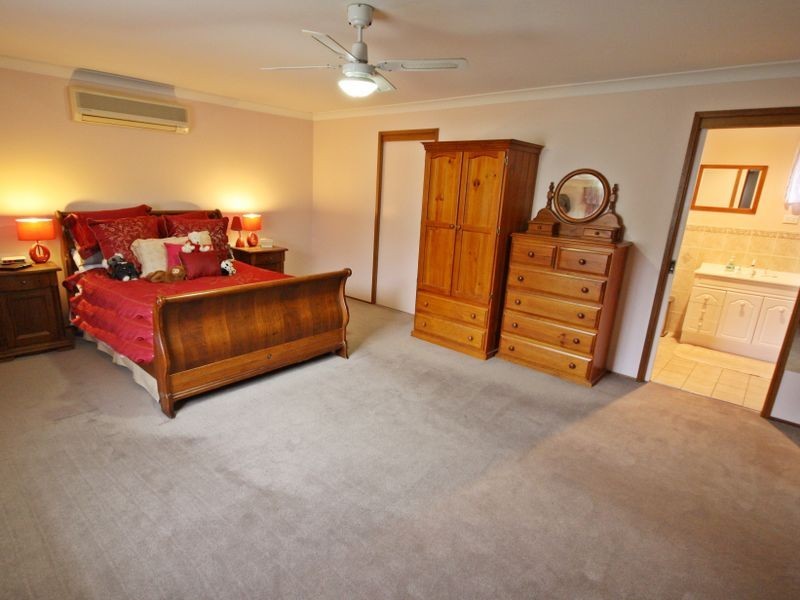 7 Calgaroo Ave, Muswellbrook NSW 2333