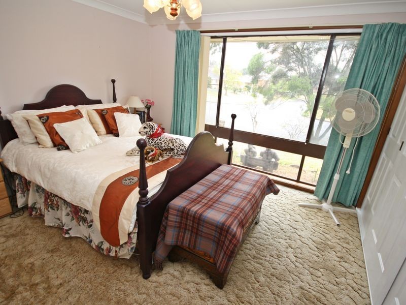 7 Calgaroo Ave, Muswellbrook NSW 2333